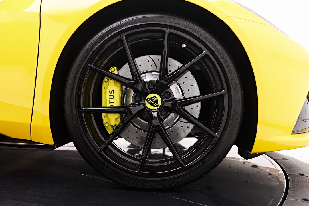 2024 Lotus Emira
