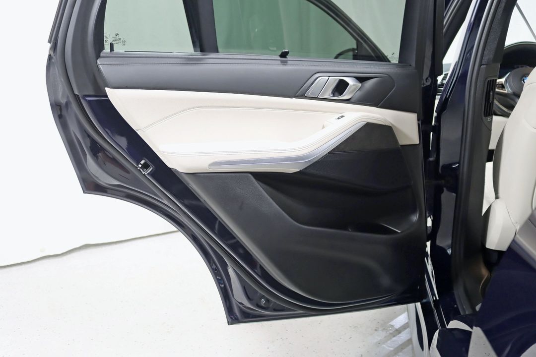 2022 BMW X5