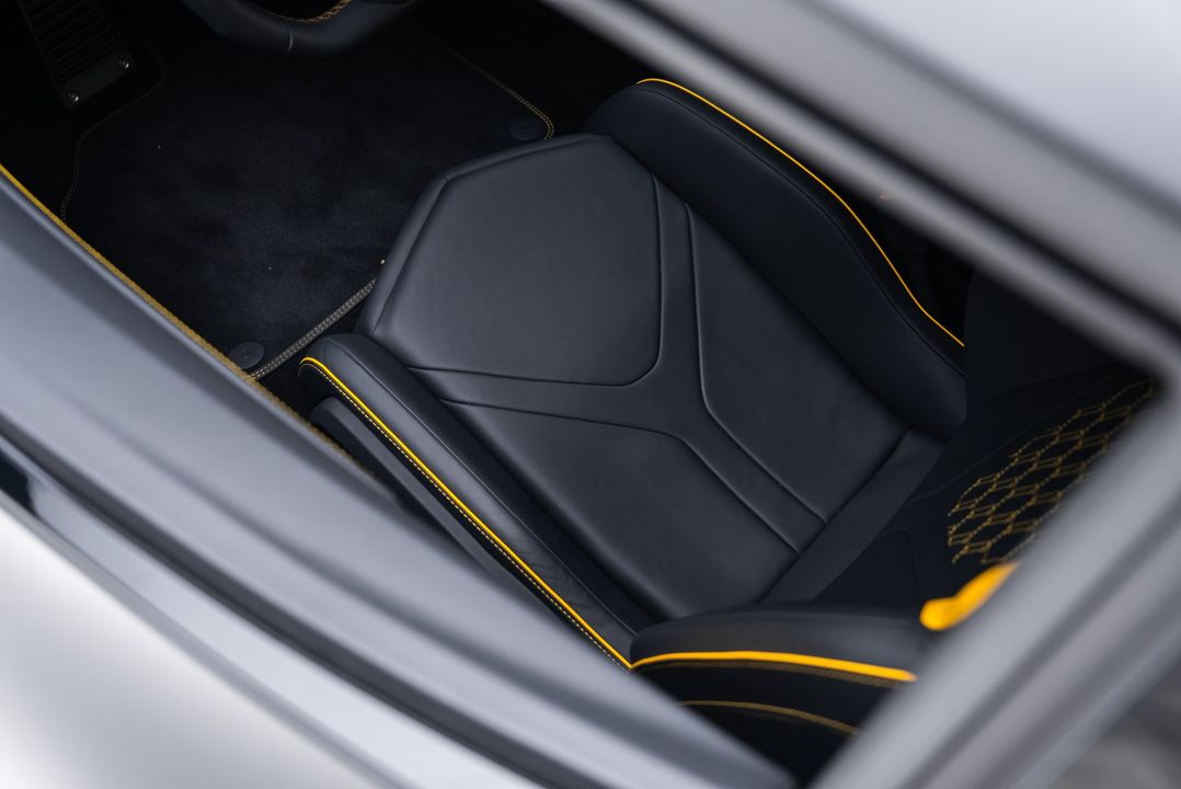 2024 Lamborghini Revuelto