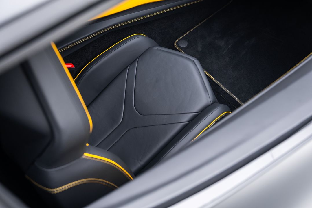 2024 Lamborghini Revuelto