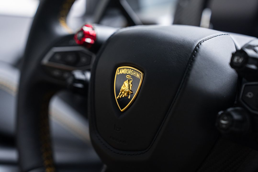 2024 Lamborghini Revuelto