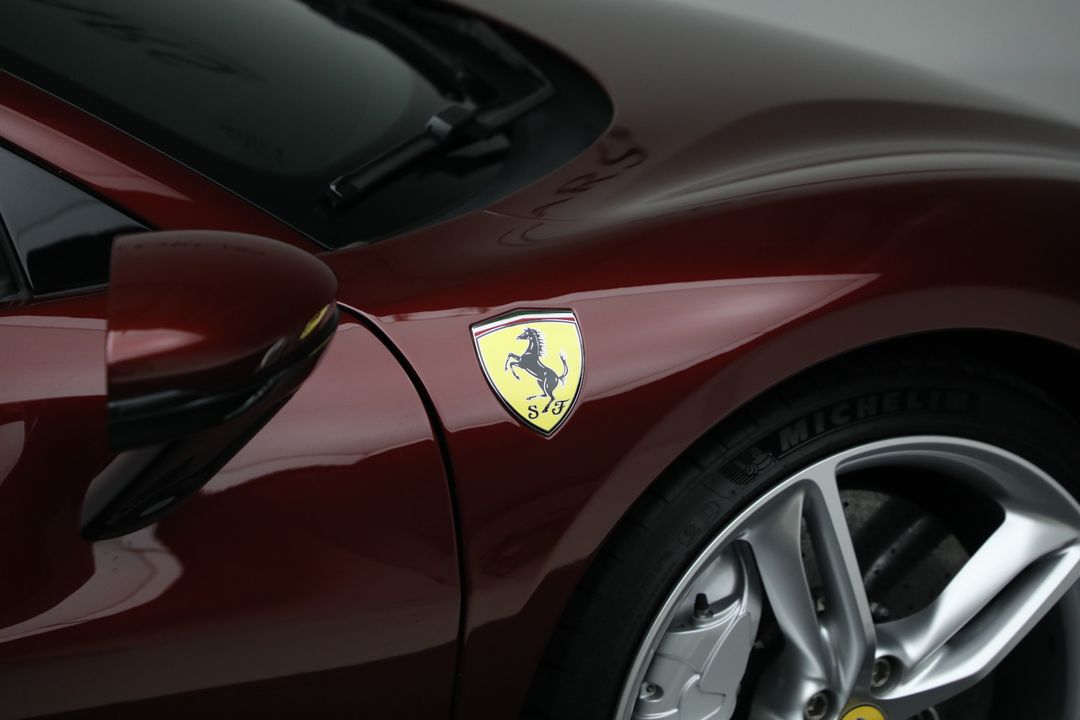 2024 Ferrari 296 GTS