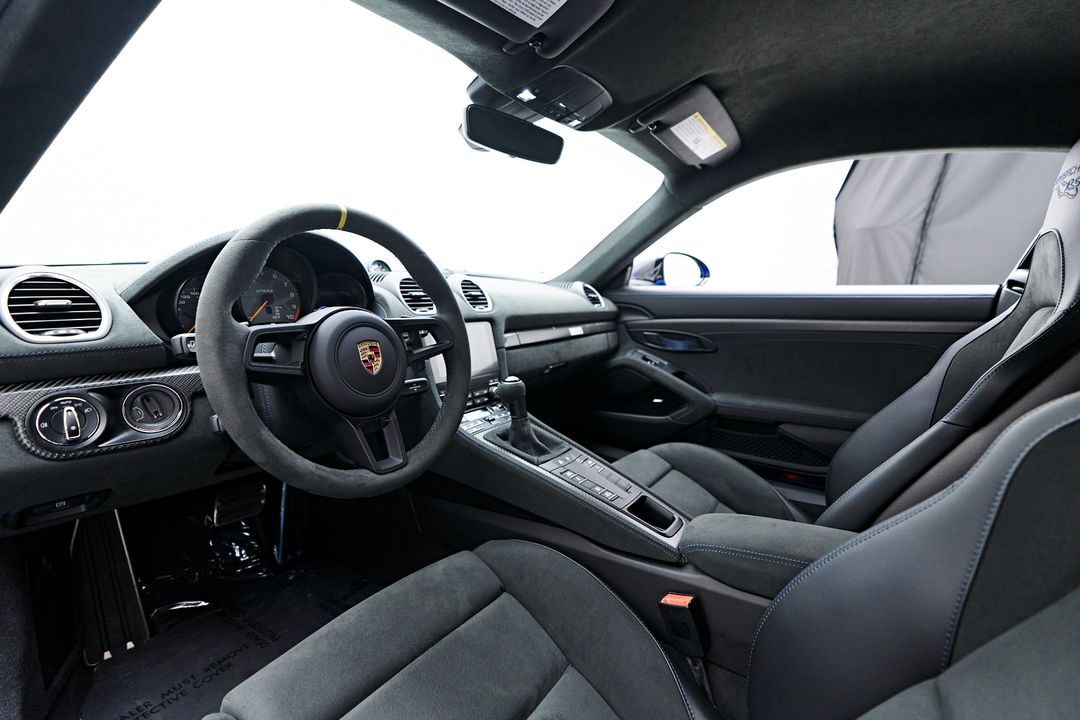 2024 Porsche 718 Cayman