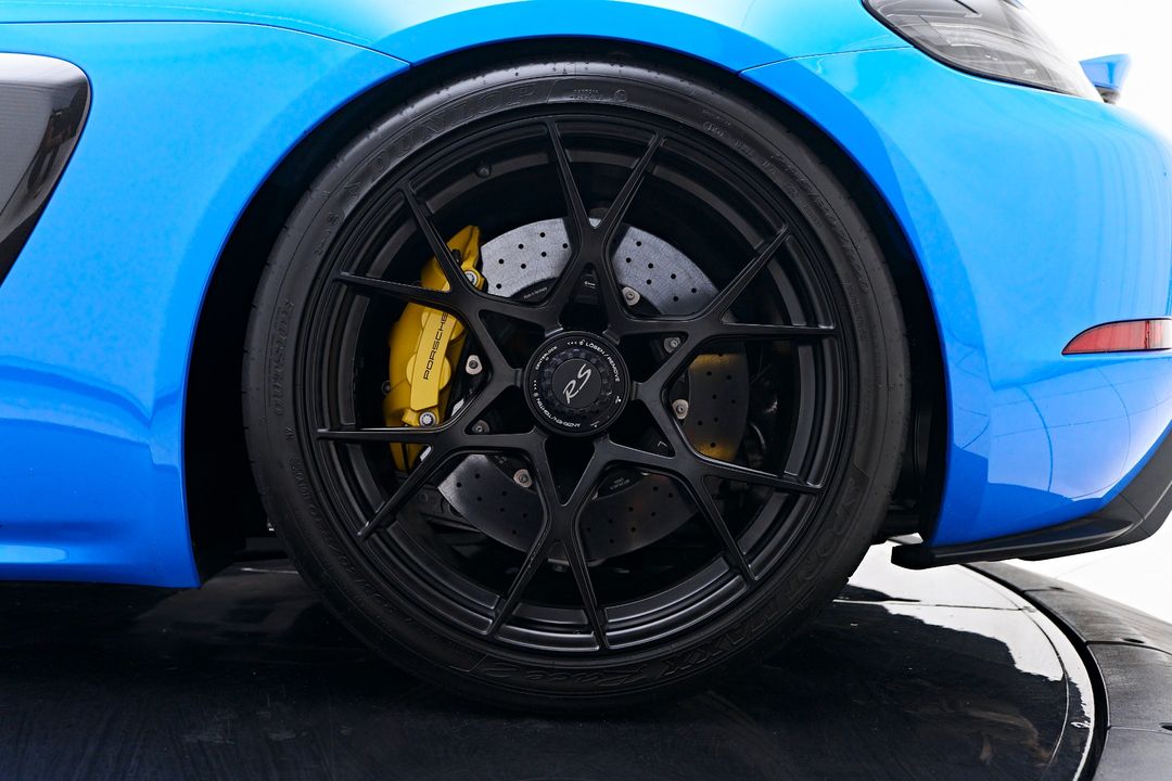 2024 Porsche 718 Cayman