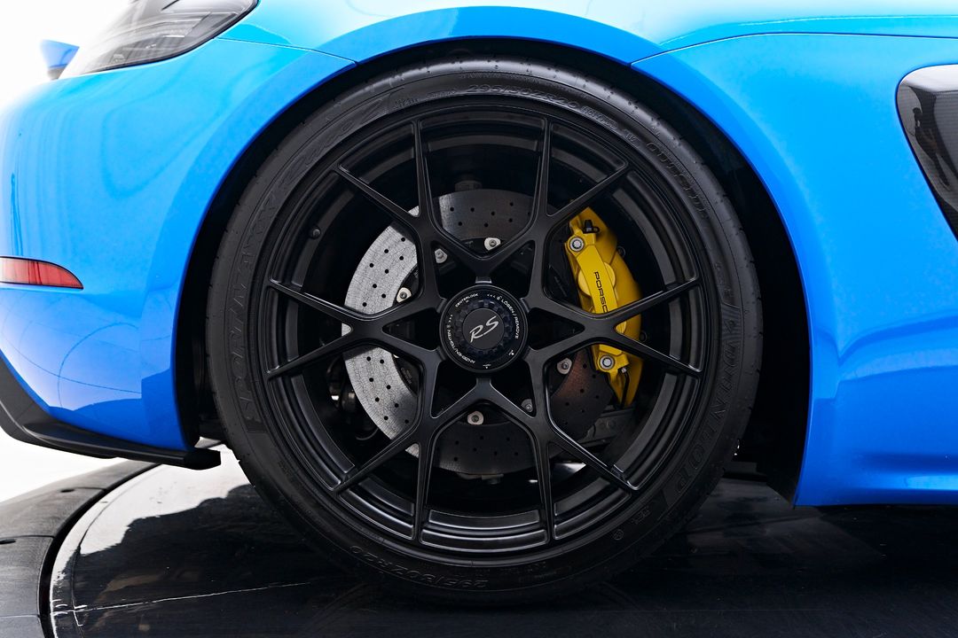 2024 Porsche 718 Cayman