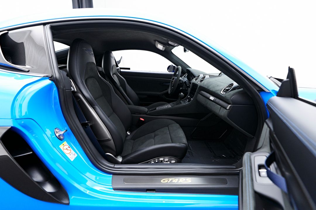 2024 Porsche 718 Cayman