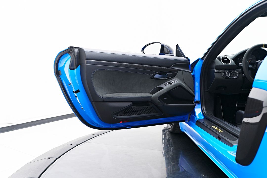 2024 Porsche 718 Cayman