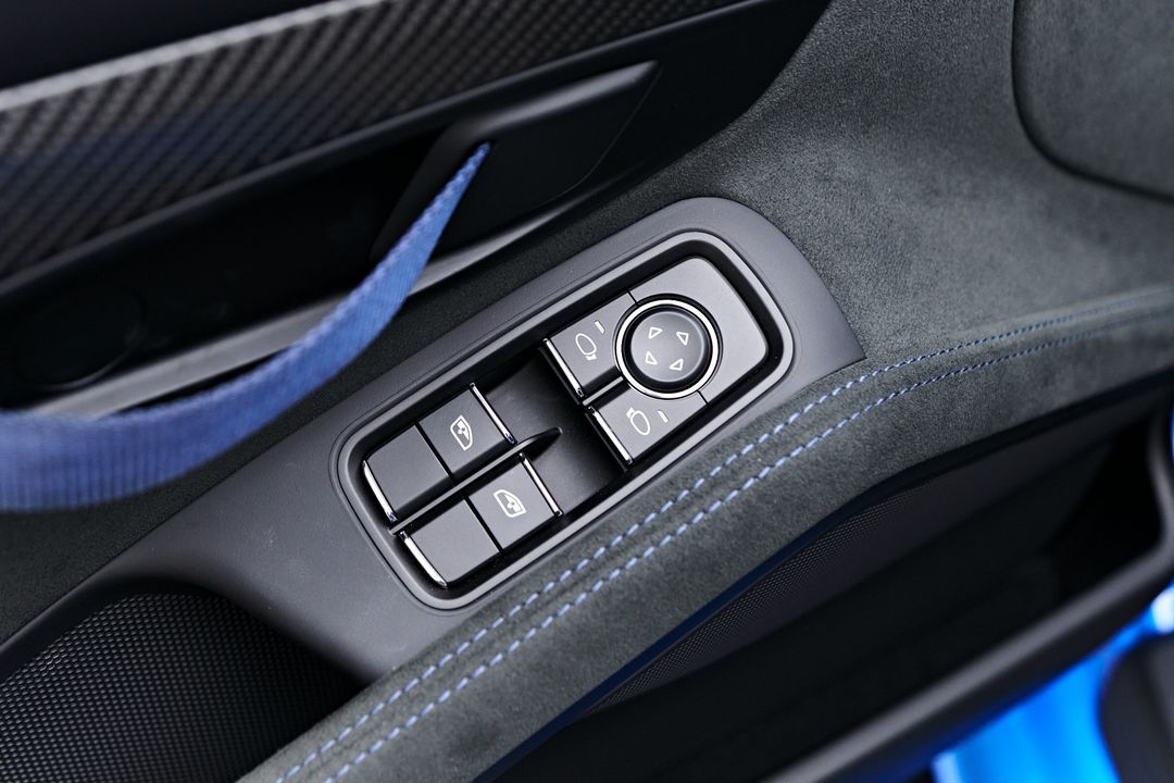2024 Porsche 718 Cayman
