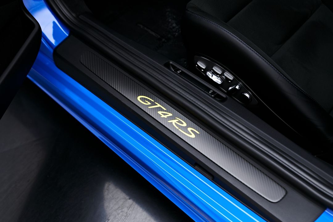 2024 Porsche 718 Cayman