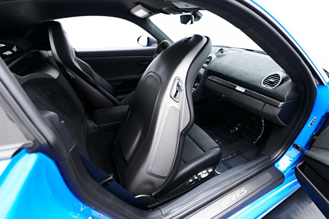 2024 Porsche 718 Cayman