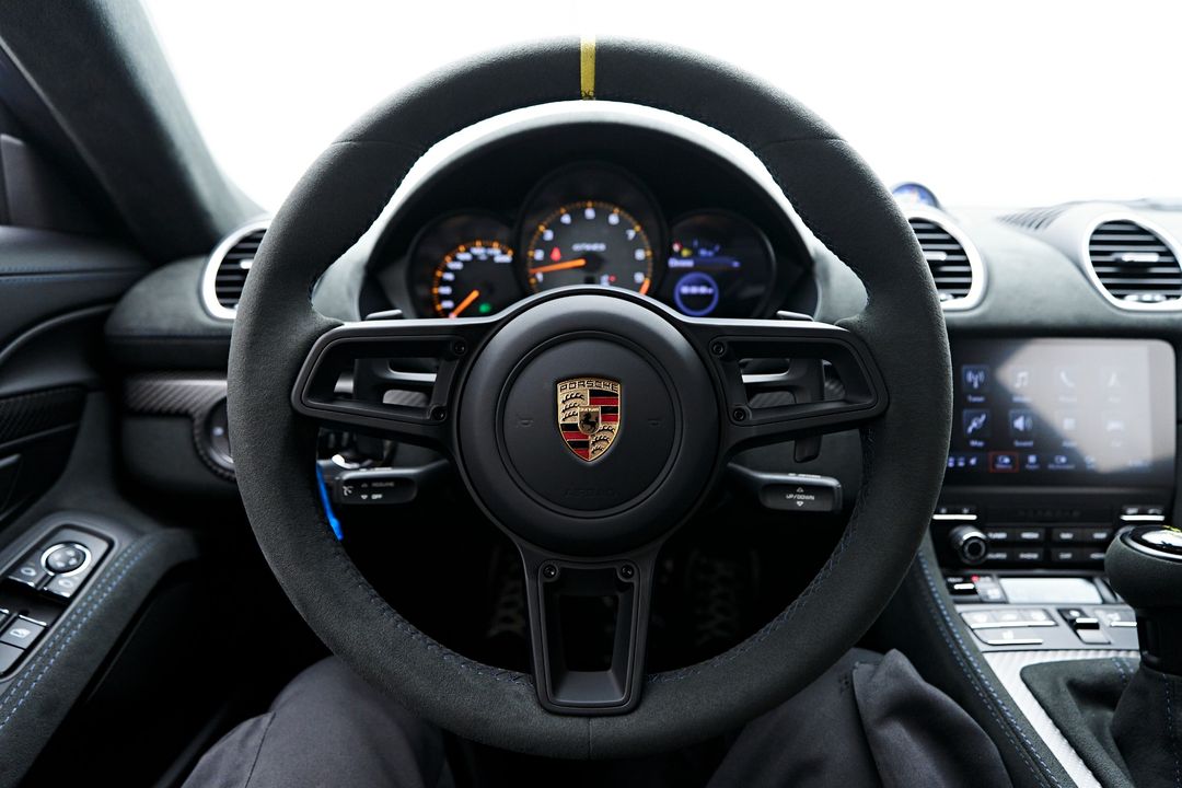 2024 Porsche 718 Cayman