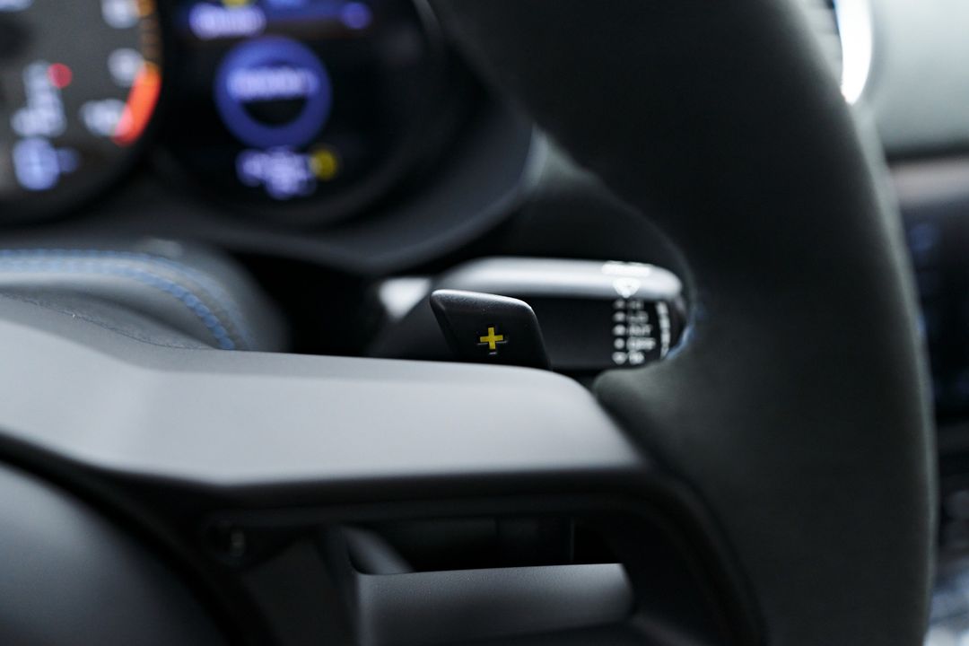 2024 Porsche 718 Cayman