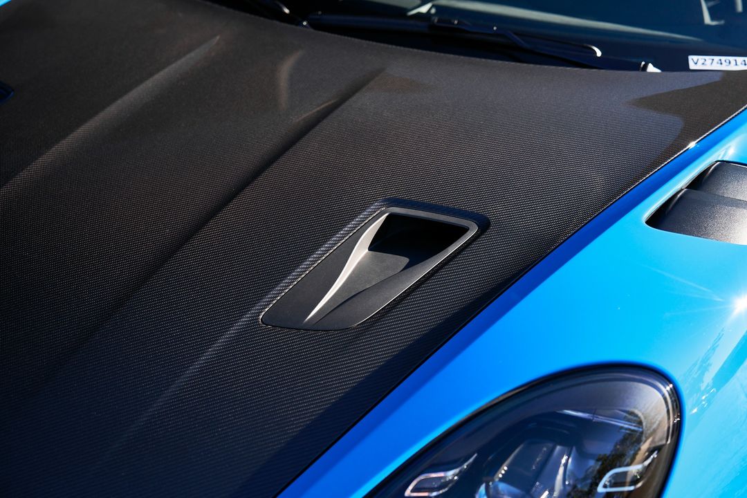 2024 Porsche 718 Cayman