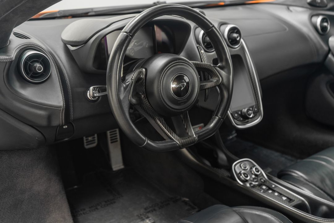 2016 McLaren 570S