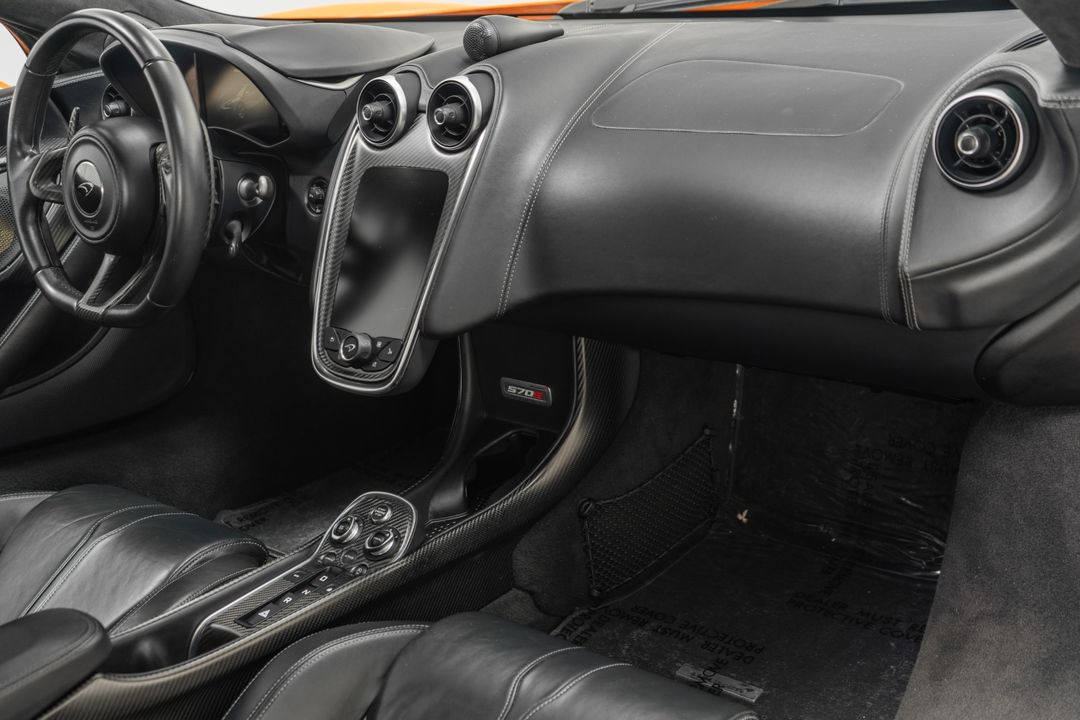 2016 McLaren 570S