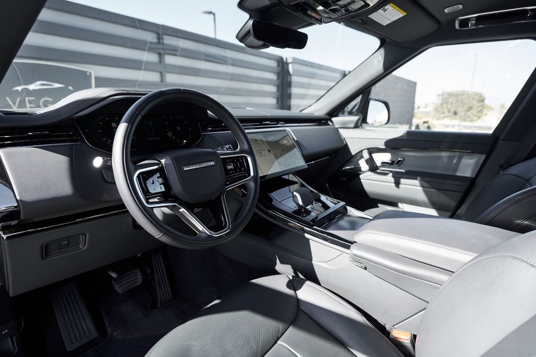 2025 Land Rover Range Rover Sport