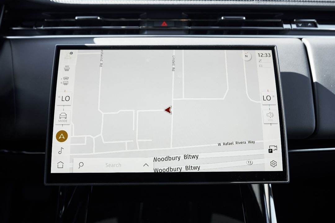 2025 Land Rover Range Rover Sport