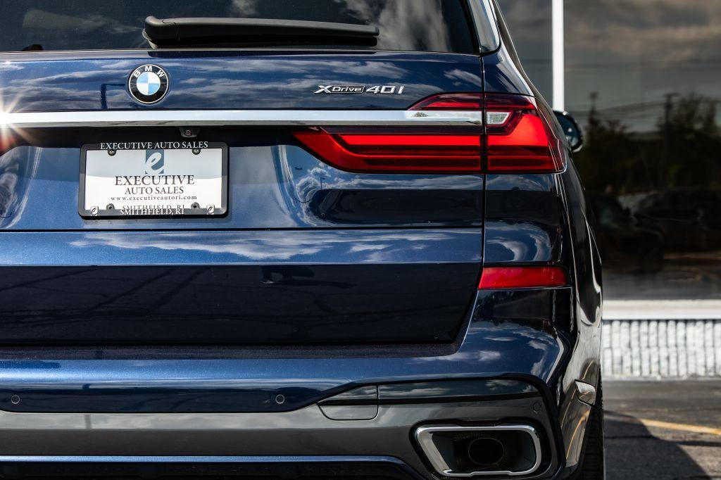 2022 BMW X7