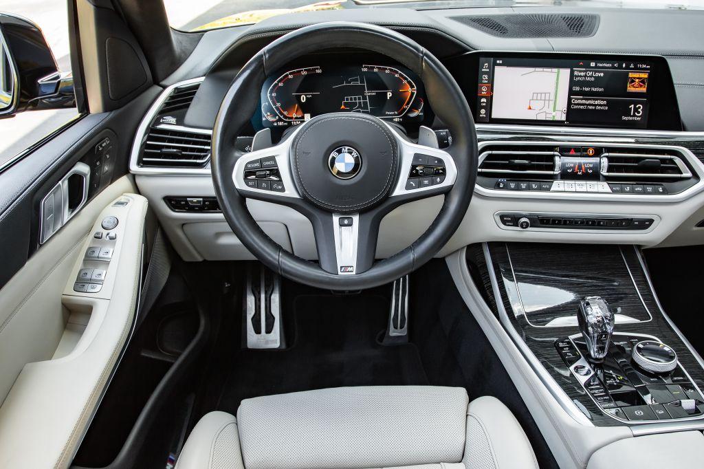 2022 BMW X7
