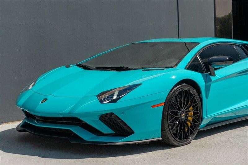 2018 Lamborghini Aventador