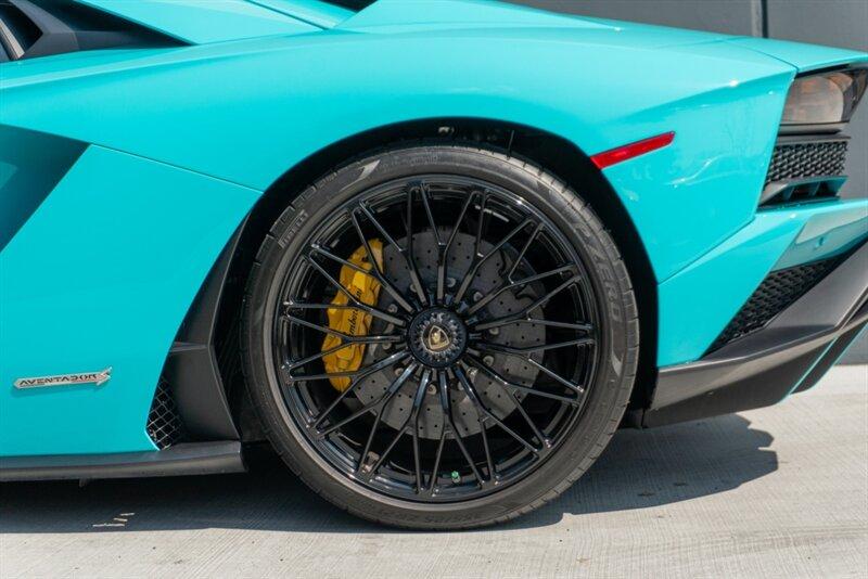 2018 Lamborghini Aventador