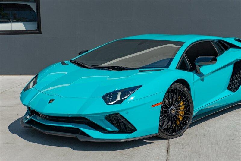 2018 Lamborghini Aventador