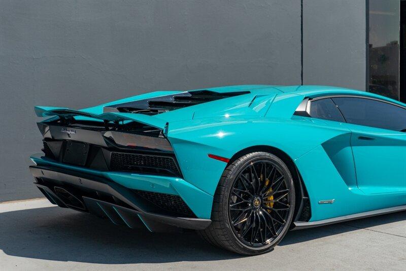2018 Lamborghini Aventador
