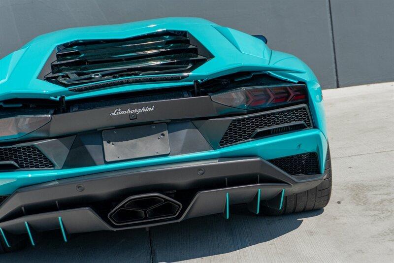 2018 Lamborghini Aventador