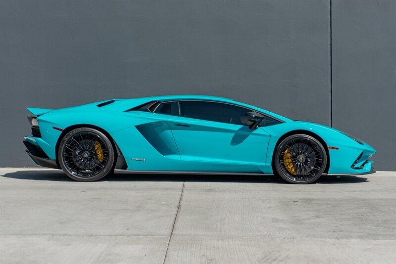 2018 Lamborghini Aventador