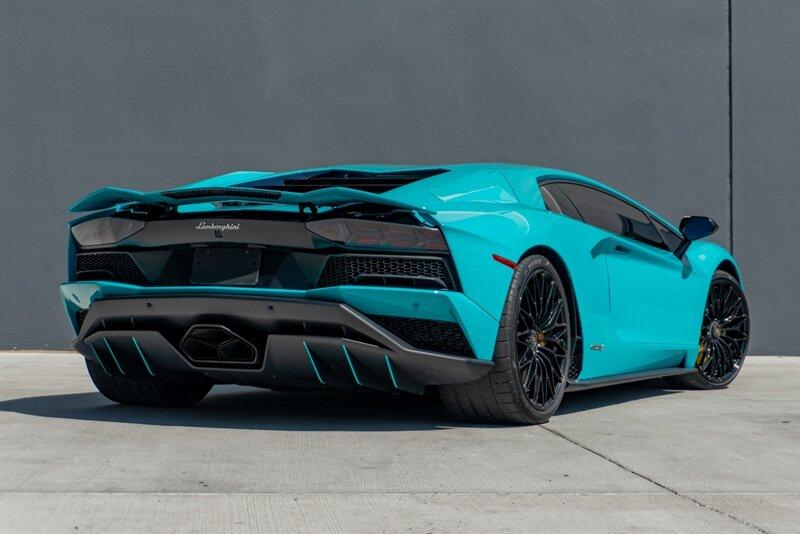 2018 Lamborghini Aventador