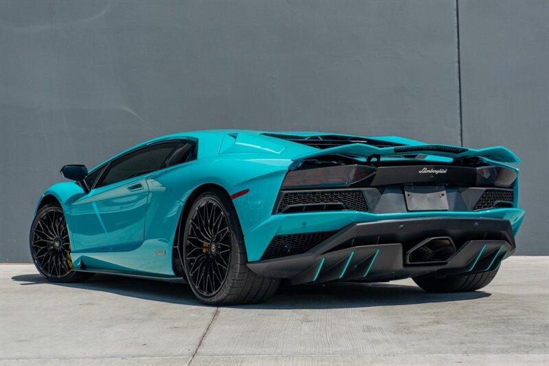 2018 Lamborghini Aventador