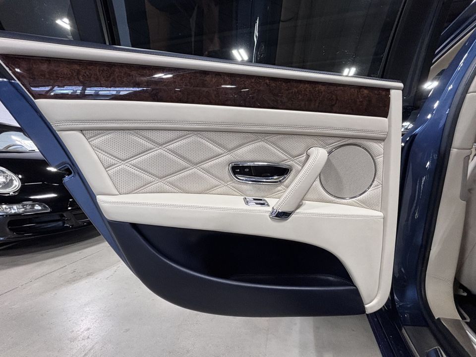 2014 BENTLEY FLYING SPUR