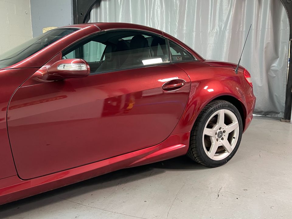 2005 Mercedes-Benz SLK