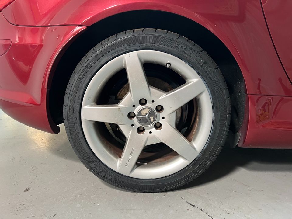 2005 Mercedes-Benz SLK