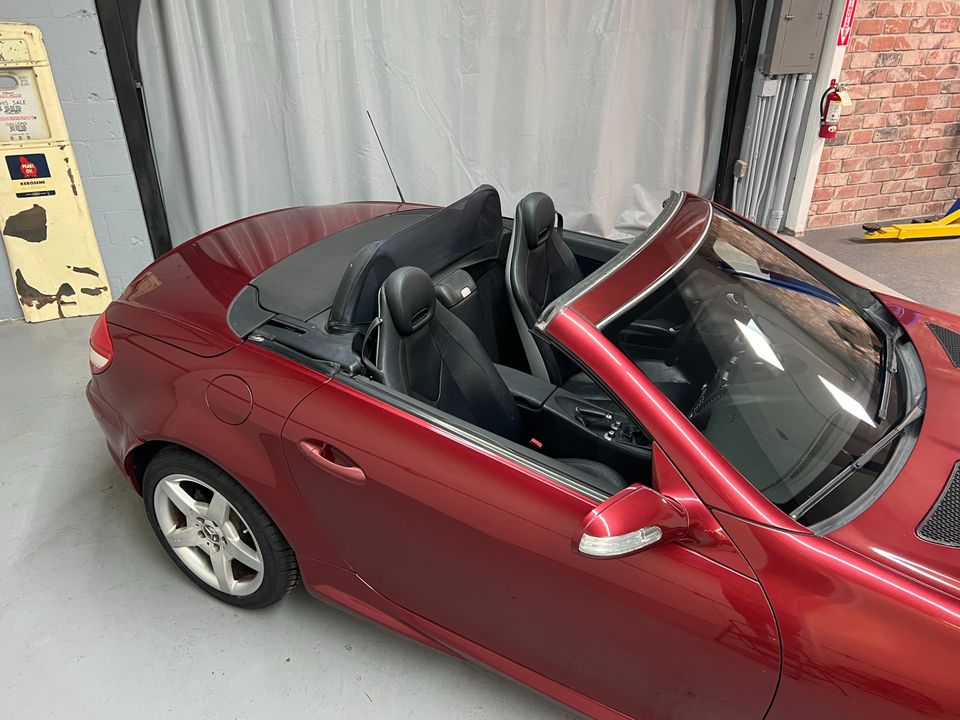 2005 Mercedes-Benz SLK