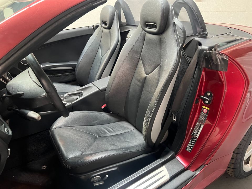 2005 Mercedes-Benz SLK
