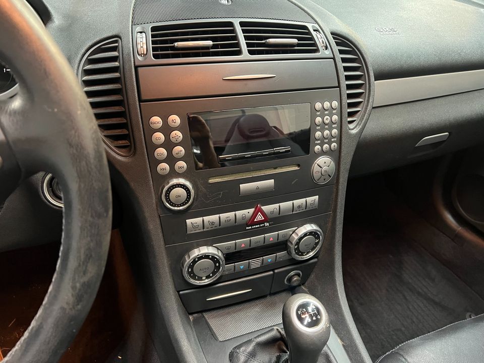 2005 Mercedes-Benz SLK