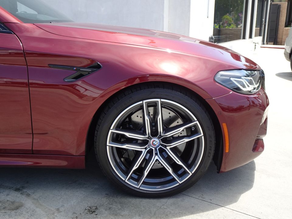 2022 BMW M5