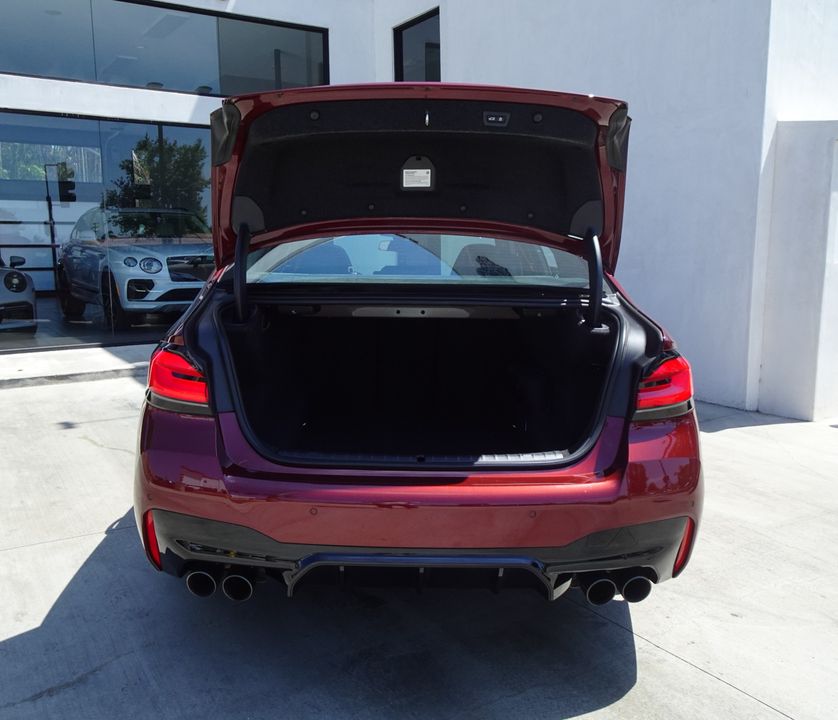 2022 BMW M5